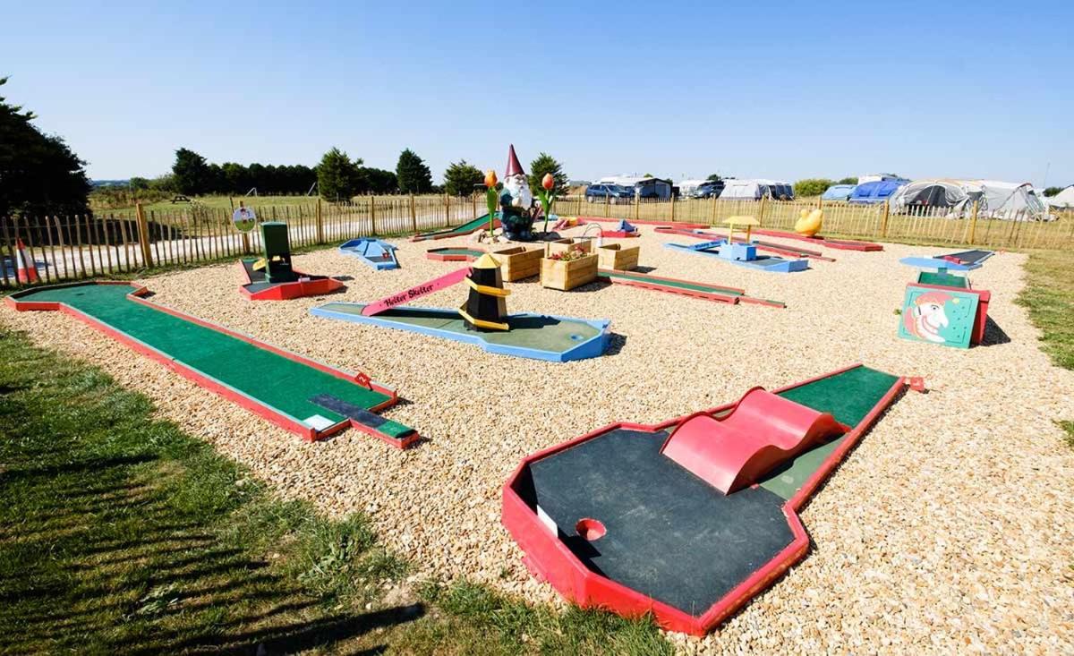 Cornwall Family Friendly Villa With Free Use Of Pool, Soft Play, Mini Golf, Tennis, Gym, Fitness Classes, Sauna And Ice Baths 新码头 外观 照片